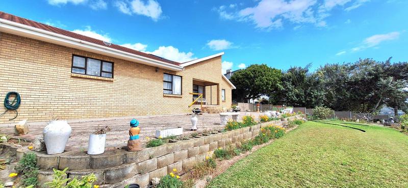 3 Bedroom Property for Sale in Fraaiuitsig Western Cape